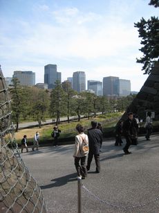 edo-jo-view-from-shiomi-zaka.jpg