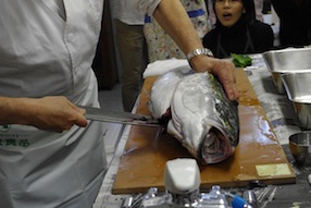 tsukiji_buri.jpg